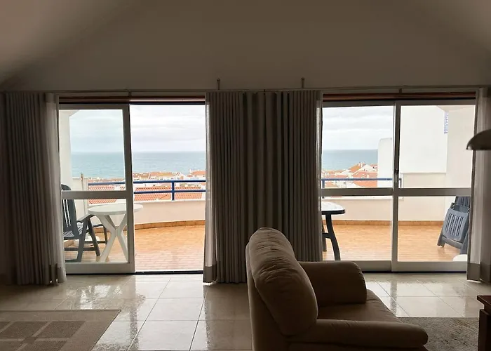 Sea View - 400 Meters From The Appartamento Ericeira